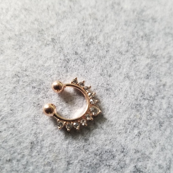 Women No Pierce Rose Gold Hoop Nose Ring - Picture 2 of 2